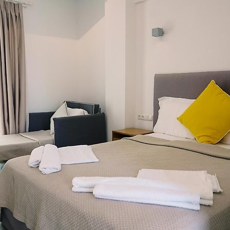 Stavros Beach Hotel エクステリア 写真
