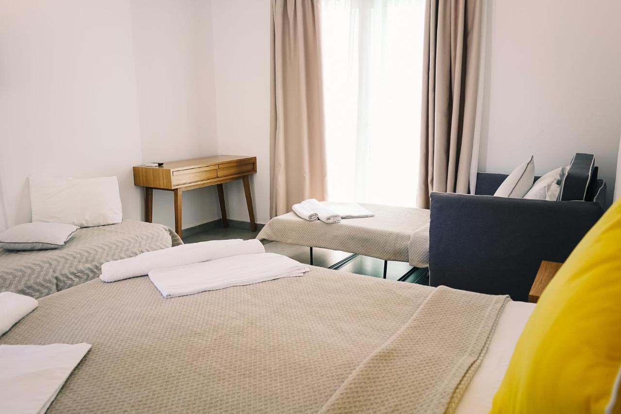 Stavros Beach Hotel エクステリア 写真