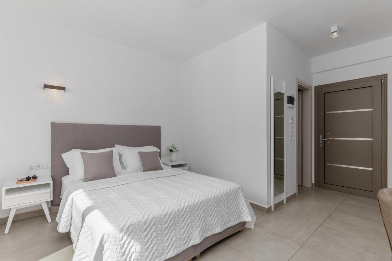 Stavros Beach Hotel エクステリア 写真