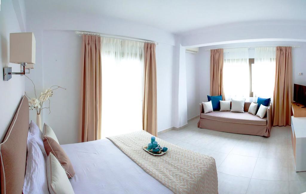 Stavros Beach Hotel エクステリア 写真