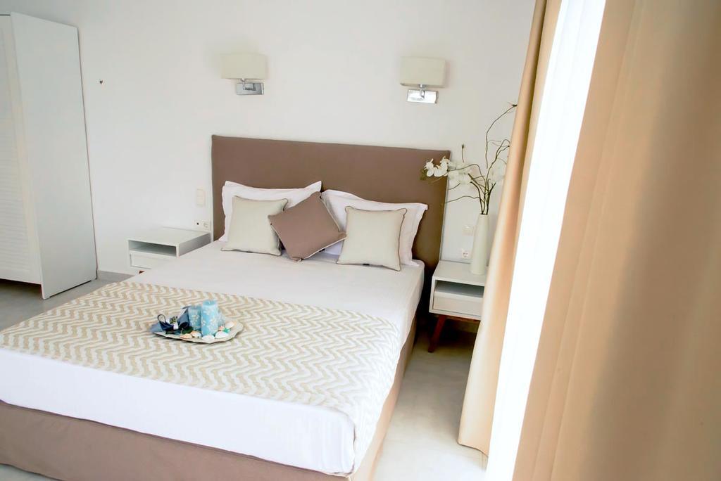 Stavros Beach Hotel エクステリア 写真
