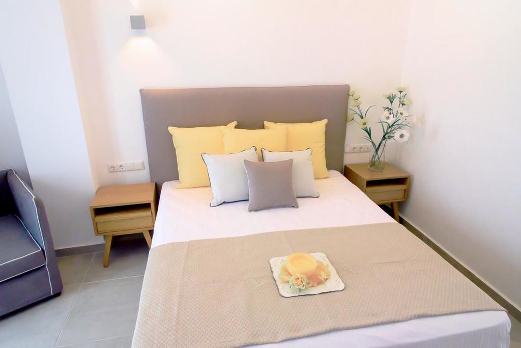 Stavros Beach Hotel エクステリア 写真