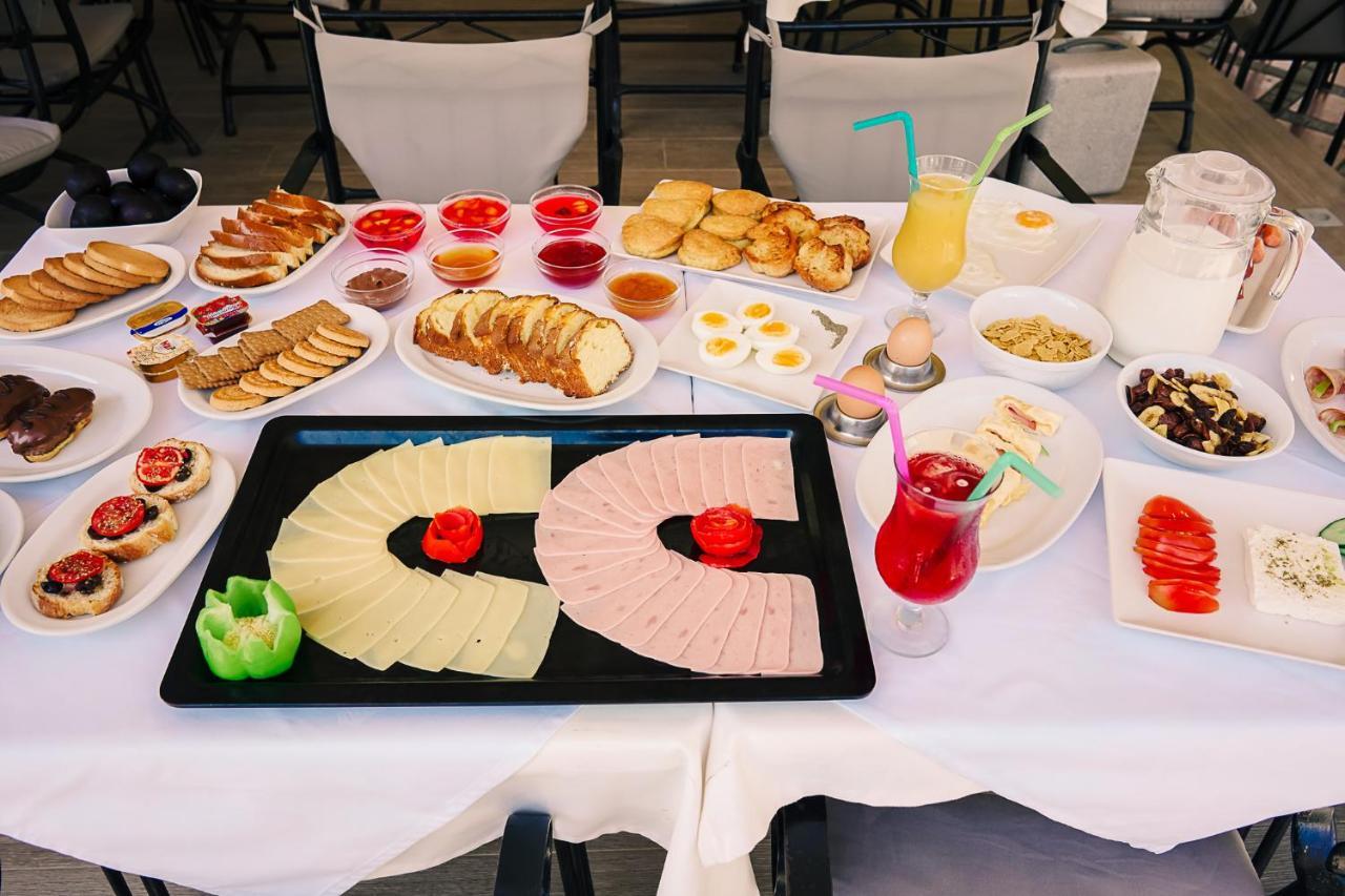 Stavros Beach Hotel エクステリア 写真